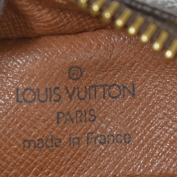 Authentic LOUIS VUITTON Blois Crossbody Shoulder Bag Monogram Leather Brown - Picture 6 of 16